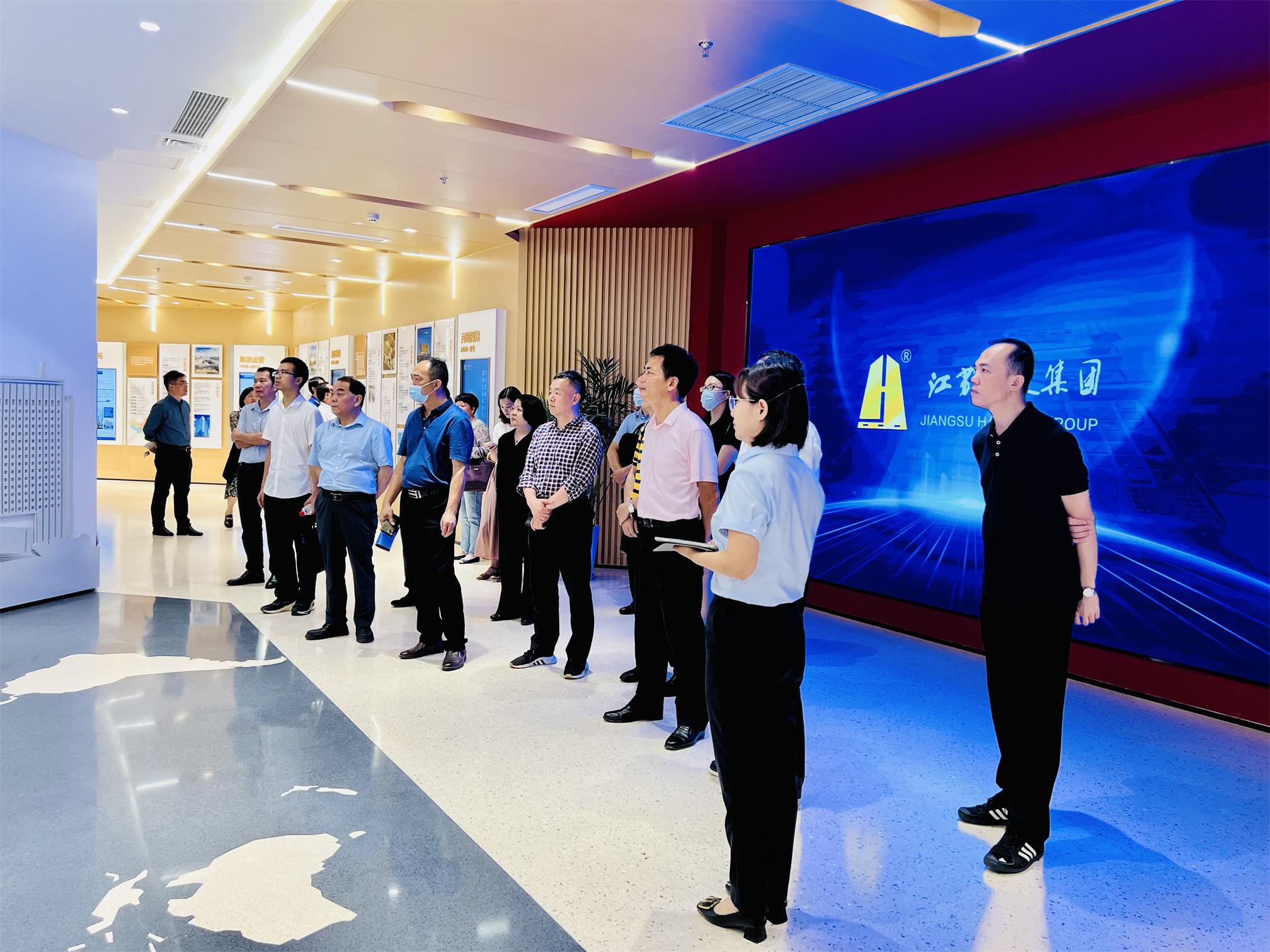 圖1-5、海南文昌市總工會主席韓朝一行來揚調(diào)研產(chǎn)業(yè)工人建設(shè)改革工作.jpg